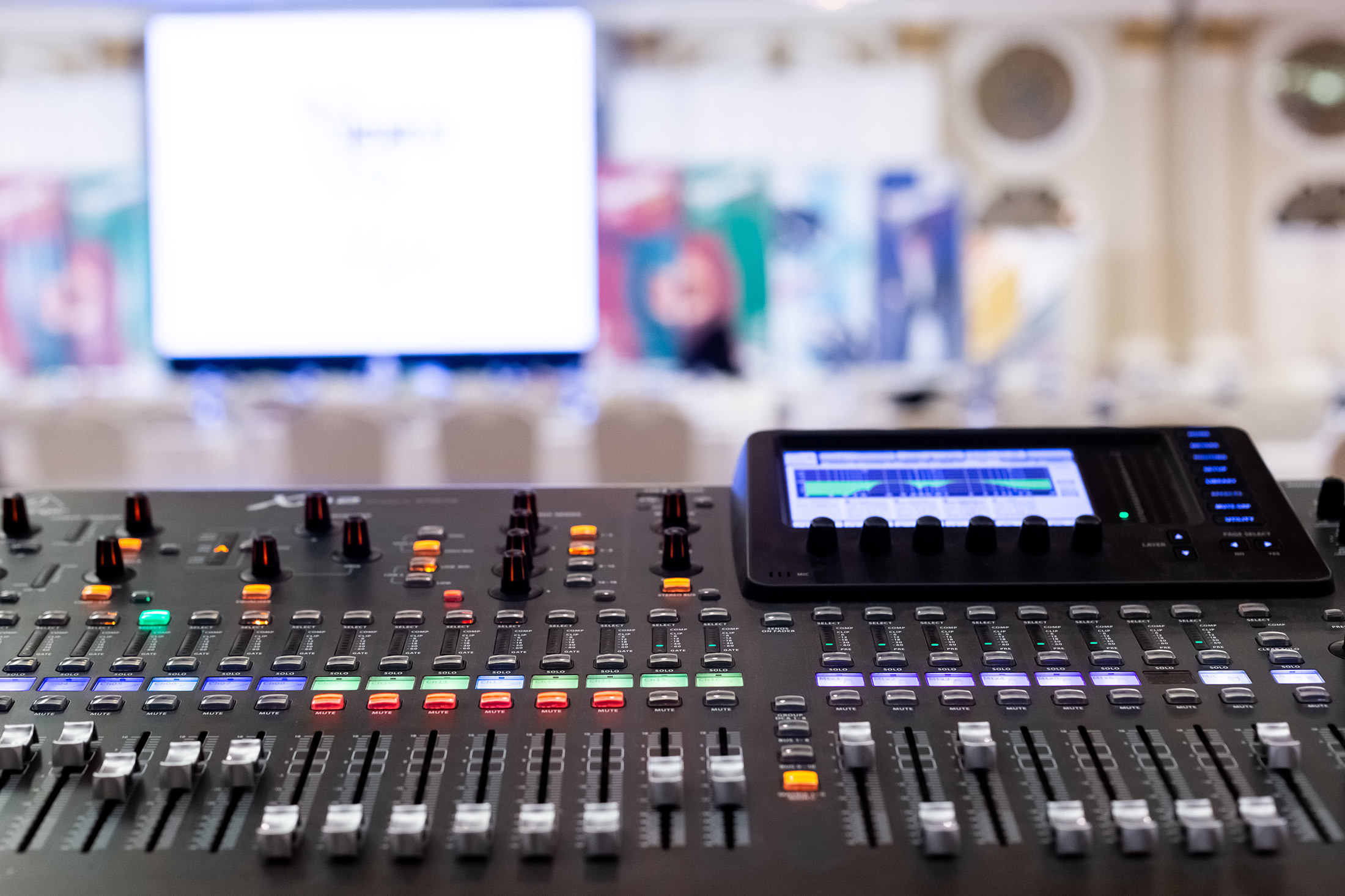 El podcasting ja ha superat la televisió al Regne Unit. Aquí en tens la prova